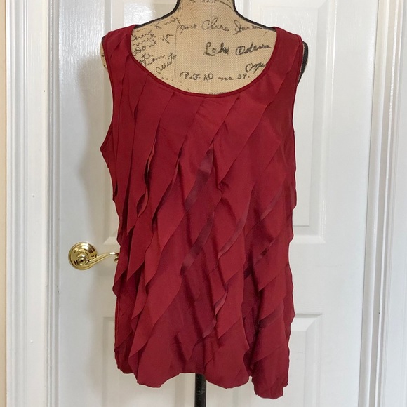 Apt. 9 Tops - Apt 9 ruffle front sleeveless blouse